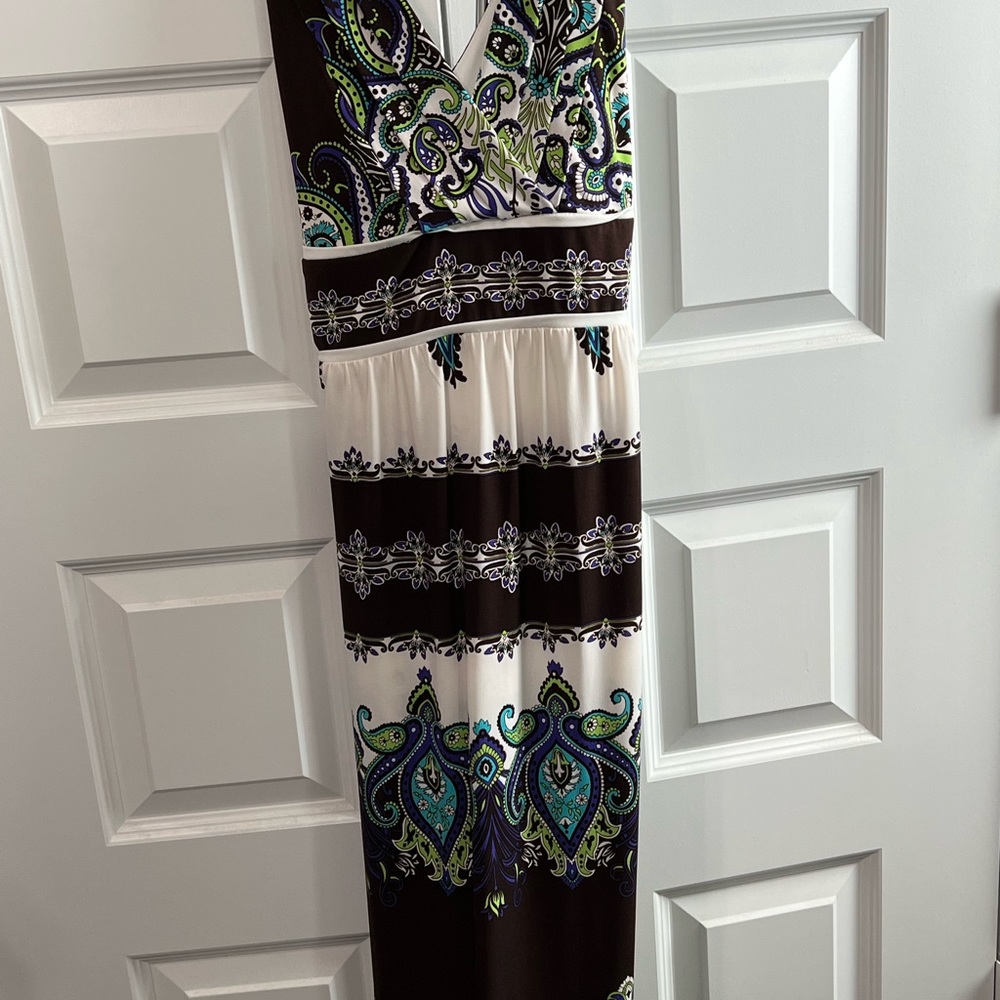 Soft and stylish. Just in time for summer fun! Polyester blend maxi, like new!